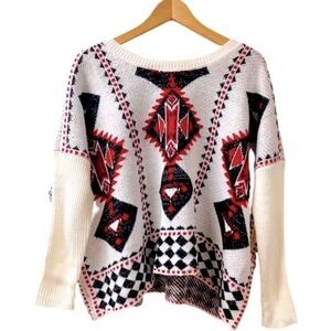 ROMEO + JULIET Cropped Pullover Sweater Oversized SIZE Small Aztec Long Sleeves